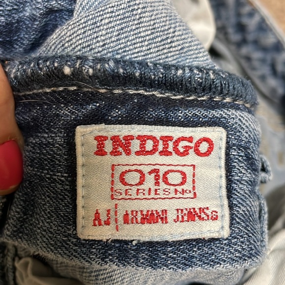 Armani distressed jeans with embellished back pocket size 29 by 34 - Picture 8 of 16